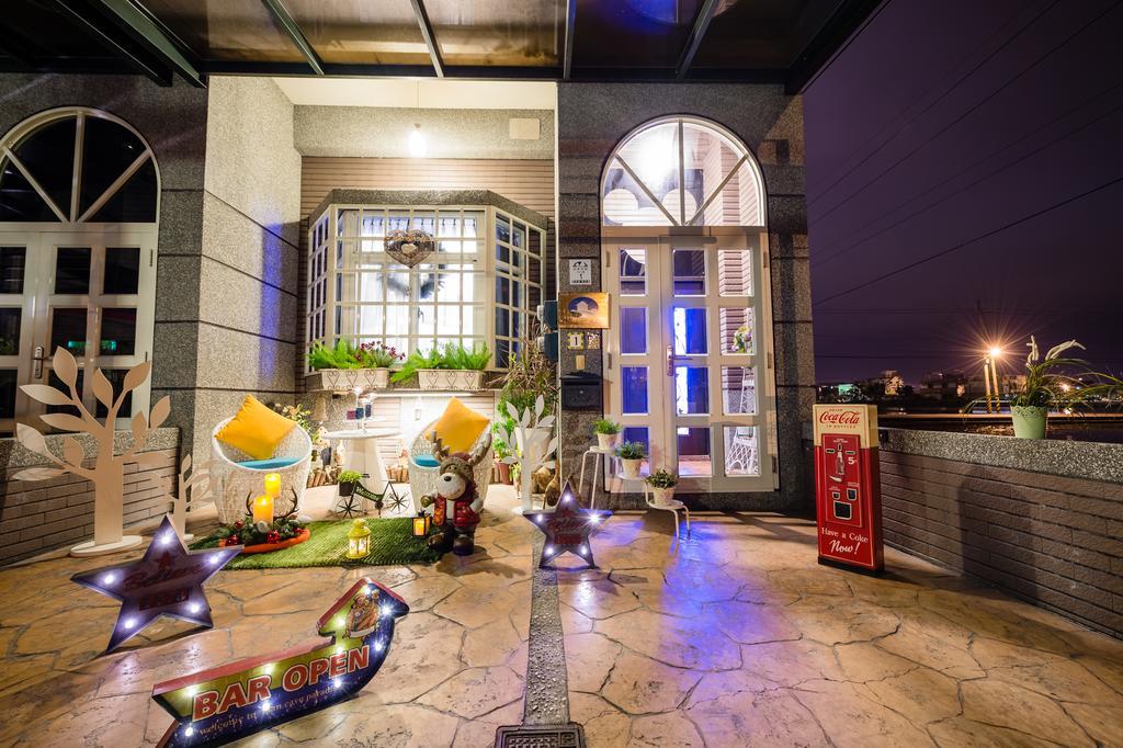 巴黎villa 主題派對k歌 Bbq 麻將包棟 Luodong Exteriér fotografie