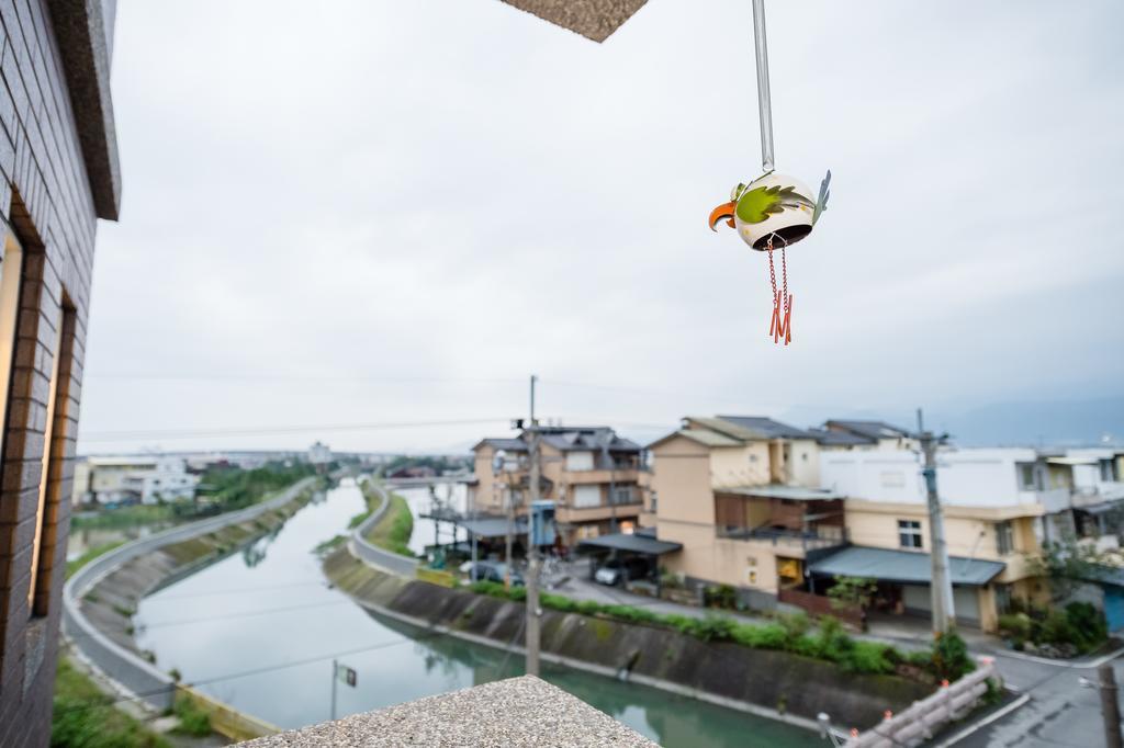 巴黎villa 主題派對k歌 Bbq 麻將包棟 Luodong Exteriér fotografie